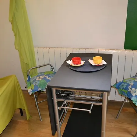 Gæstehus Villa Verde budget Rooms Premantura