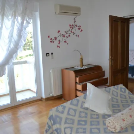 Villa Verde Budget Rooms Affittacamere 3*