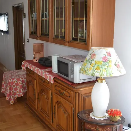 Villa Verde Budget Rooms Affittacamere Premantura